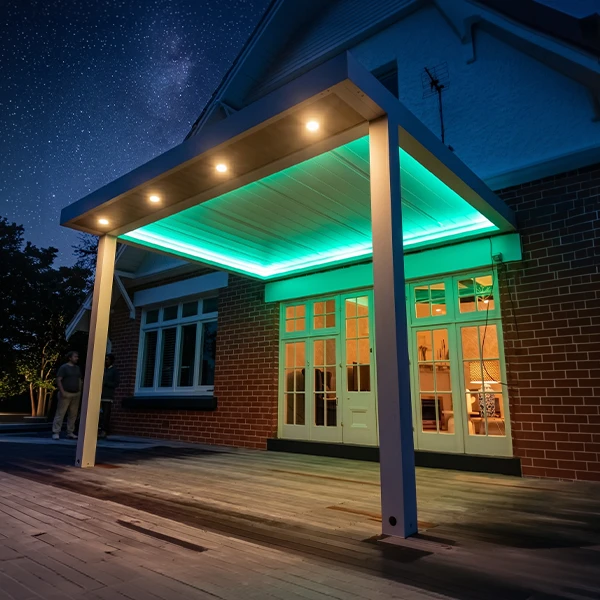 Motorised Deluxe Louvre aluminium roof system with smart weather sensors.